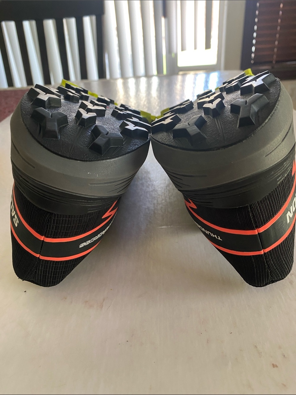 Salomon Thundercross Men's Trail Running Shoes Black and Neon Yellow 9.5 US NWOT - Picture 7 of 11